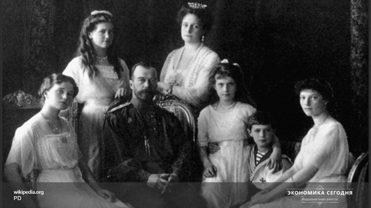 В Лондоне распродадут личные вещи Николая II и его семьи