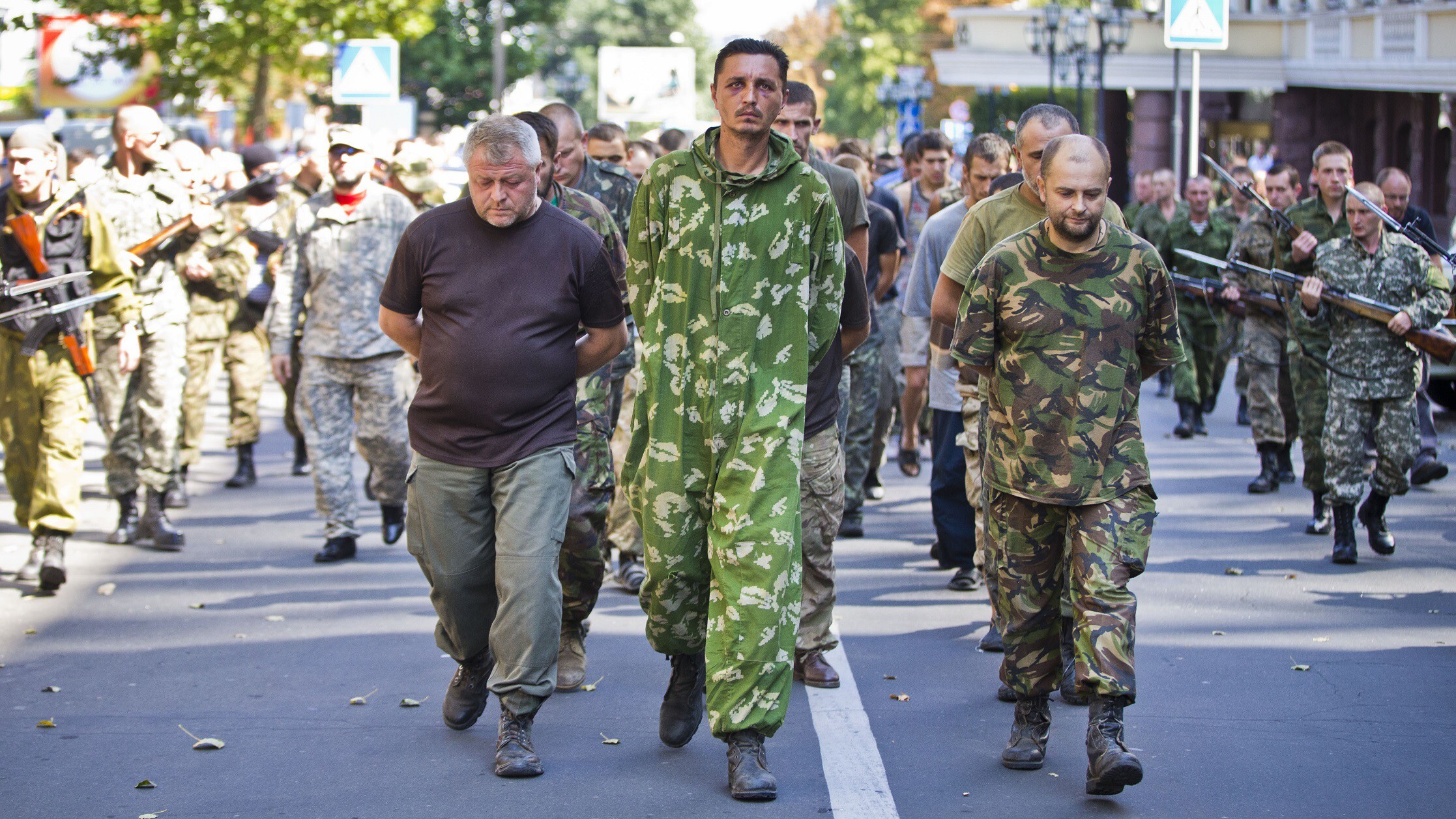 Украинская сторона отказывается возвращать и принимать своих пленных 