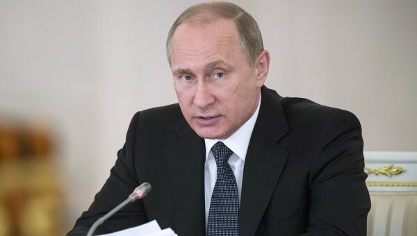 Путин подписал закон о &quot;нежелательных&quot; иностранных организациях в РФ