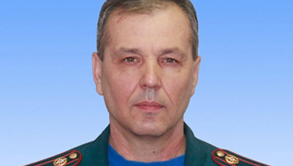 Погибший в Казани подполковник МЧС спасал людей до последнего