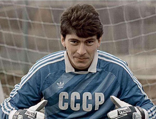 Сегодня день рождения у Легенды советского футбола Рината Дасаева!