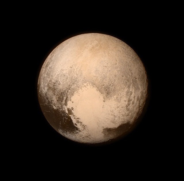 Событие века: «Новые горизонты» пролетают мимо Плутона  