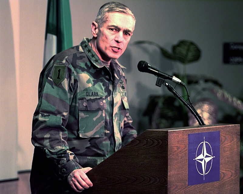 Генерал армии США: Нелояльных американцев следует изолировать
