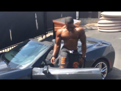 Simeon Panda - Aesthetic Natural Bodybuilding Motivation