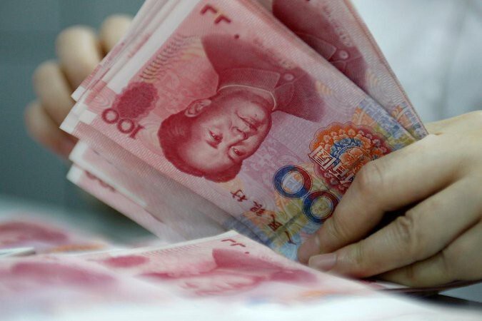 В Китае проведена девальвация юаня
