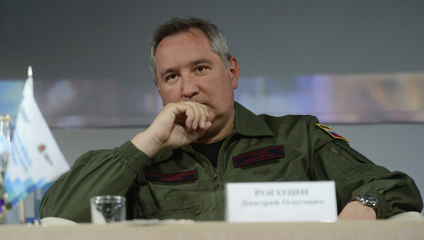Рогозин ответил на заявление Турчинова о роли СССР в войне