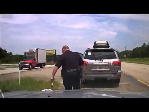 Полиция США и агрессивный водитель