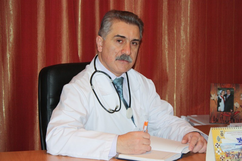 Хирург из Тобольска Аслан Рустамов провел более 20 тысяч операций за 30 лет