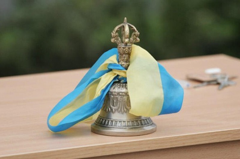 Первый звонок. Вы это поймёте чуть позже