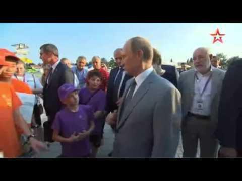 Путин объяснил мальчику, что происходит с рублем 
