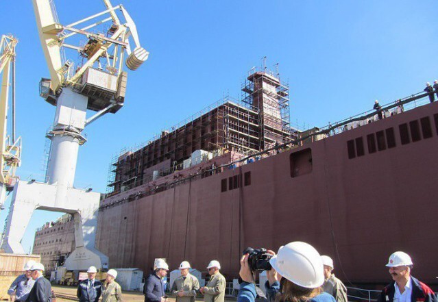Строительство первой в мире плавучей АЭС, и крупнейшего ледокола