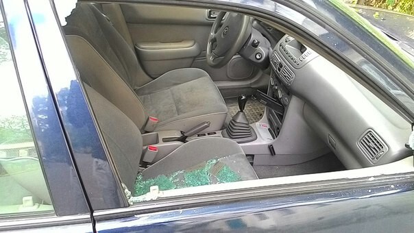 Как разбить стекло в машине чтоб не сработала сигнализация