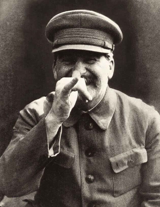 Сталин сказочно потролил потомков Бандеры.