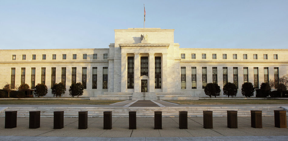 На этой неделе мир может перевернуться - ФРС экстренно собирается в понедельник, 23-го