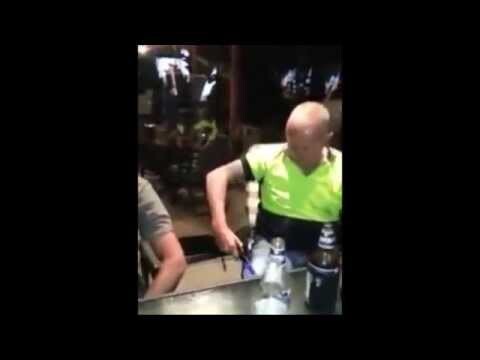 Когда на встречу с друзьями принес электрошокер