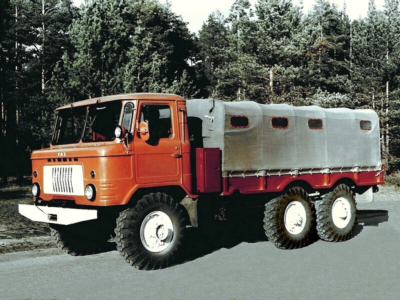 Удлиненный опытный грузовой автомобиль ГАЗ-34 и ГАЗ-63