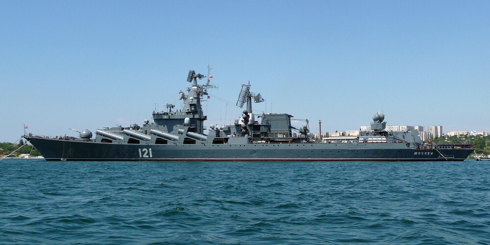 Крейсер «Москва» будет уничтожать любые цели в Сирии, представляющие опасность