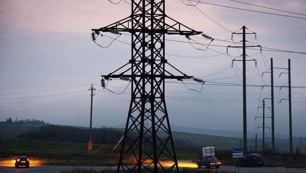 Крым начал получать электричество по энергомосту с Кубани