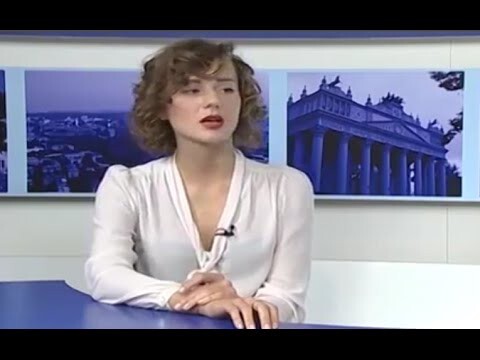  Гламурная девушка обнаглела в прямом эфире