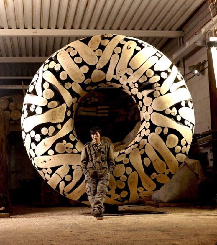 Корейский скульптор Jae Hyo Lee 