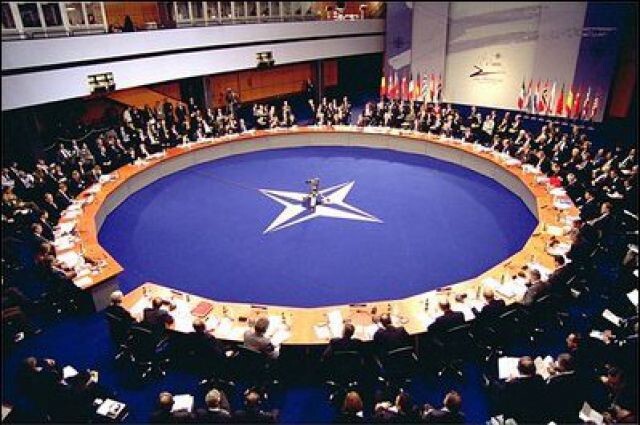 НАТО хочет получить право «внезапных проверок» учений в РФ – СМИ