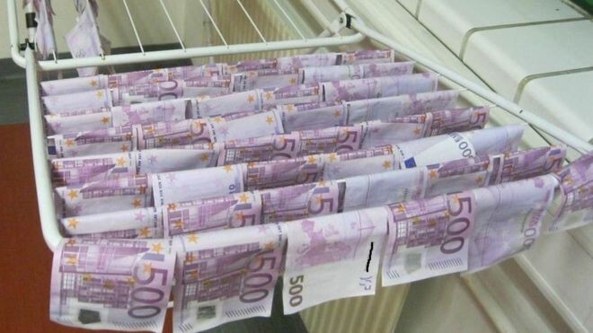 Кто-то хотел отмыть 100 000 евро и бросил их в Дунай