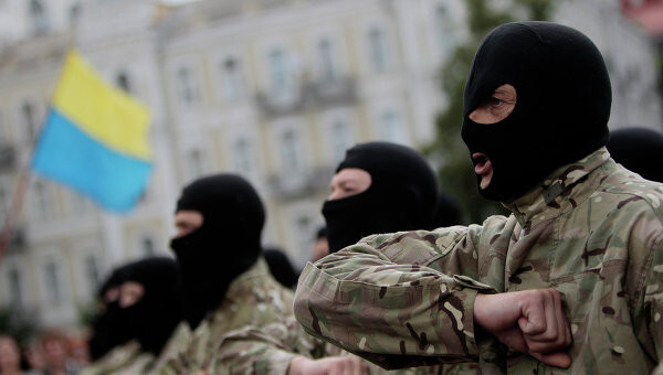 На Украине депутат откусил ухо активисту гражданского корпуса "Азов"0