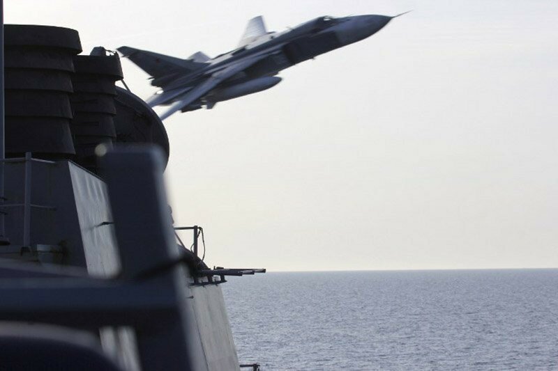 МИД Польши вызвал российского посла из-за инцидента с эсминцем ВМС США