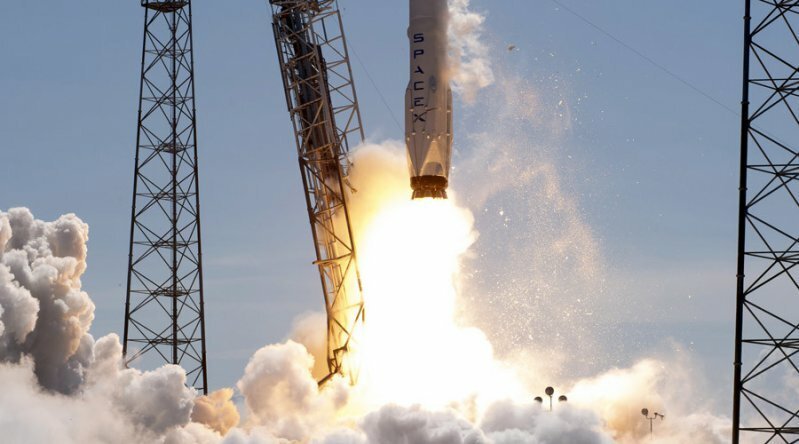 Настойчивость сокрушает преграды: "Взросление ракеты" или история создания SpaceX Falcon 9 в одном видео