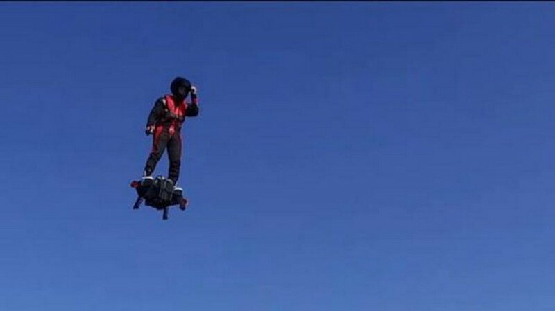 Летающая доска Flyboard Air прошла первые испытания