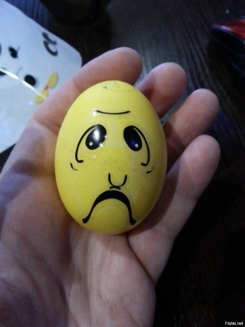 Короче сегодня украшали яйца, и что-то пошло не так )