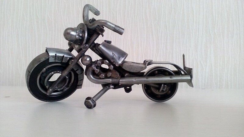 Мотоцикл с люлькой из металлолома 