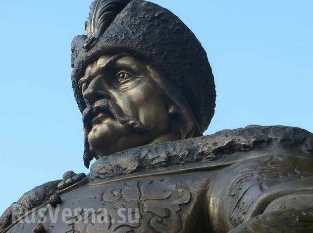 Памятник Мазепе на Украине: какая власть, такие и герои