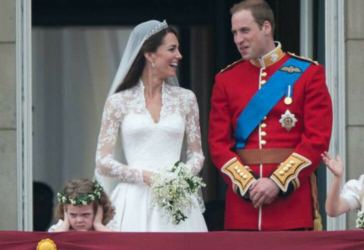 Куда подевалась угрюмая девочка со свадьбы принца Уильяма и герцогини Кейт
