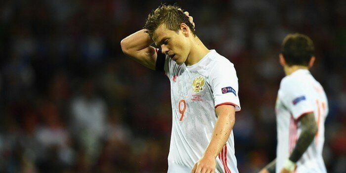Пять россиян попали в символическую сборную худших игроков Евро-2016