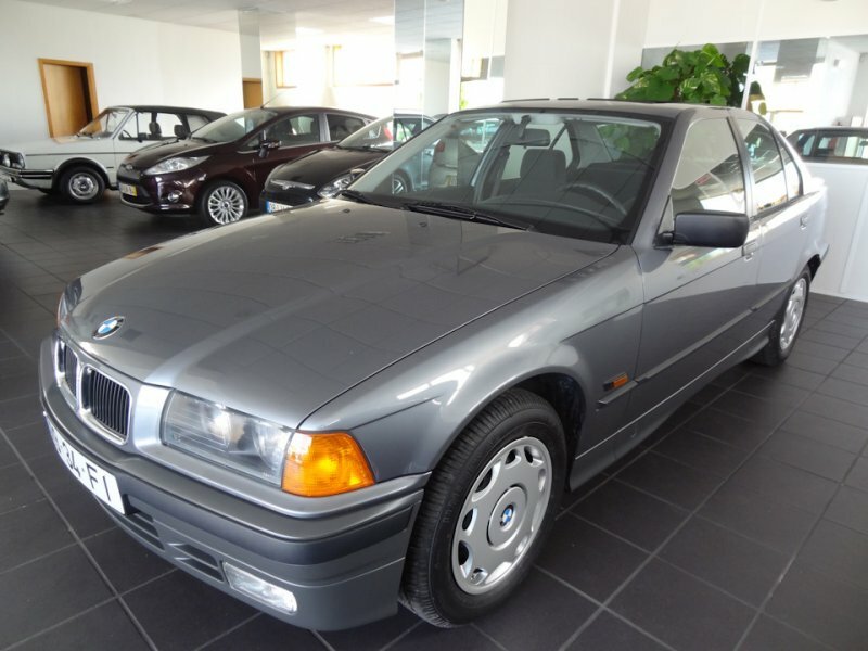 BMW 318is 1995 года с пробегом 700 километров