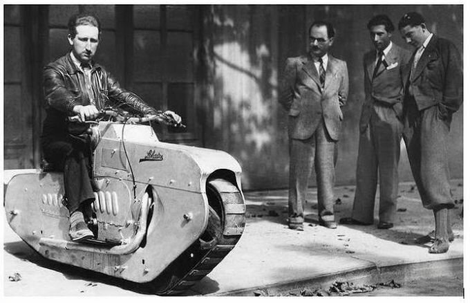 Tractorcycle - гусеничный мотоцикл 1938 года