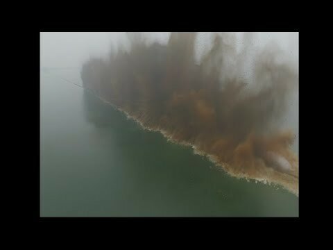 В Китае 14 июля взорвали дамбу между озерами Лянцзы и Нюшань в провинции Хубэ...