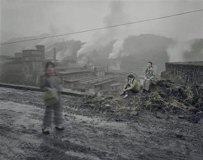 Заброшенные городские и промышленные китайские пейзажи в фотопроекте Чена Чжагана 