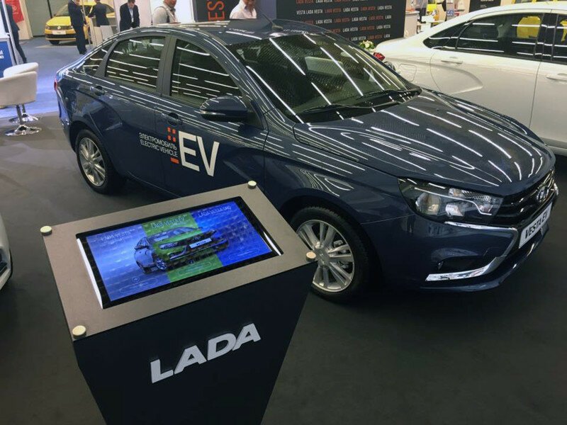 Таксистам показали 82-сильную Lada Vesta за 2,6 млн рублей
