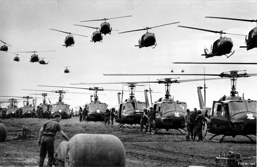 Американские вертолёты во Вьетнаме