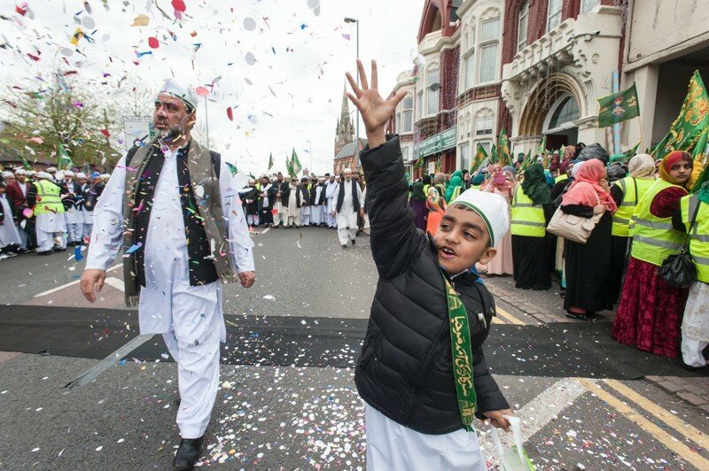 Тысячи мусульман приехали в Британию, чтобы призвать единоверцев к миру