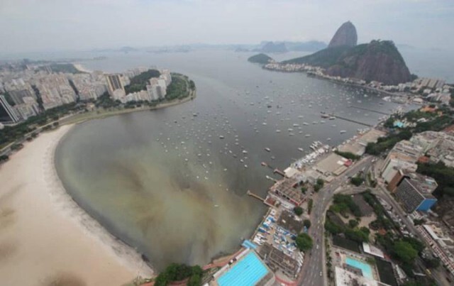 Рио, мусор, грязь и вероятность отравления одной столовой ложкой воды из открытых водных источников