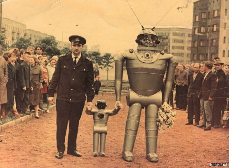 Борис Василенко, победитель первого Всесоюзного конкурса роботов, 1960–е годы...