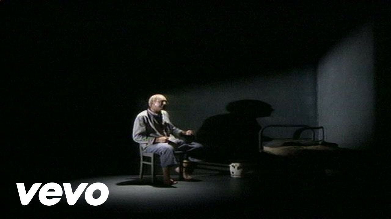 что-то вспомнилось