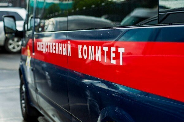 СКР обвинил капитана полиции в получении взятки в 100 тысяч рублей