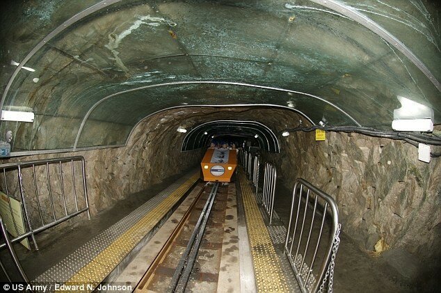 Южная Корея боится, что КНДР продолжает строить сеть подземных "туннелей вторжения"