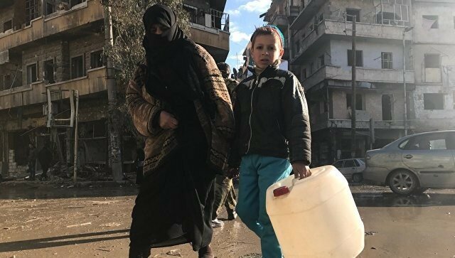 Небо Алеппо в дыму. Боевики в Сирии устроили новый теракт