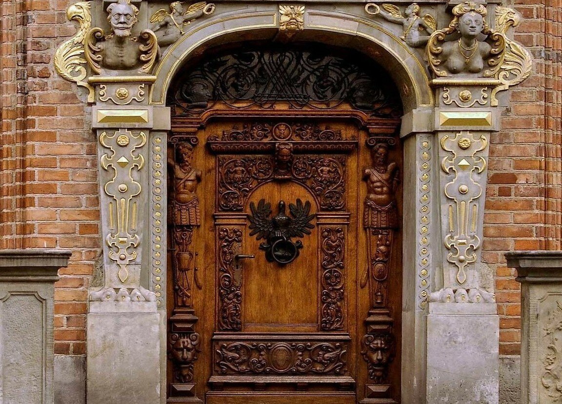 Поразительные и великолепные двери