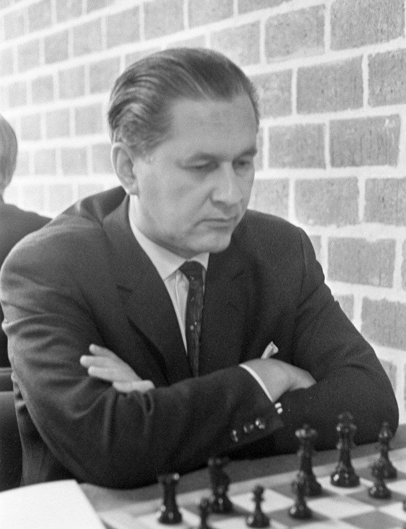 Международная шахматная федерация объявила 2016 год годом Пауля Кереса
